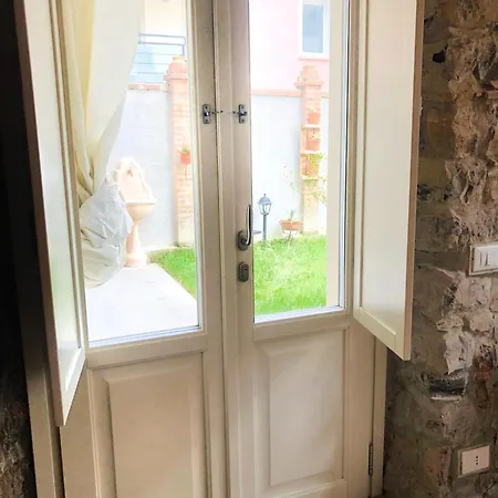 Casa Barteei Bed and Breakfast