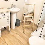 Casa Barteei 3*
